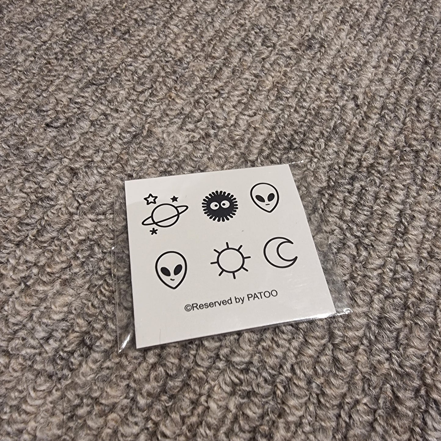 6 in 1 Tattoo "Aliens" B&W