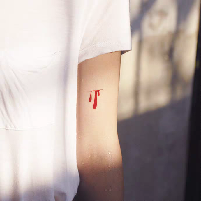 Tattoo "Bleeding"